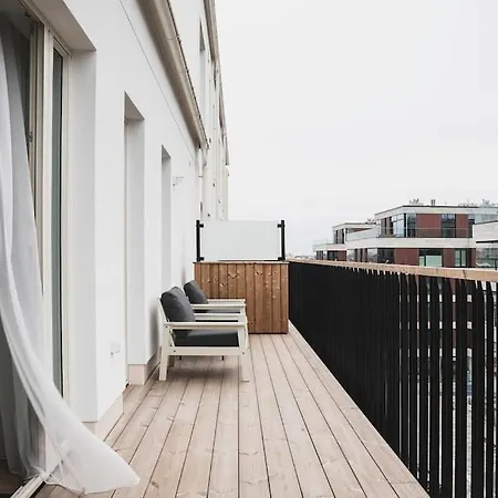 Korter Modern 3r Home, Ac, Seaview, Parking